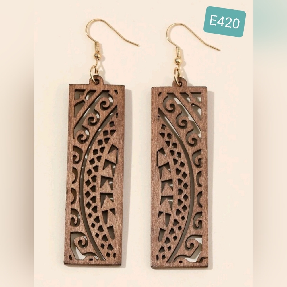 E420 curve tribal wood earrings